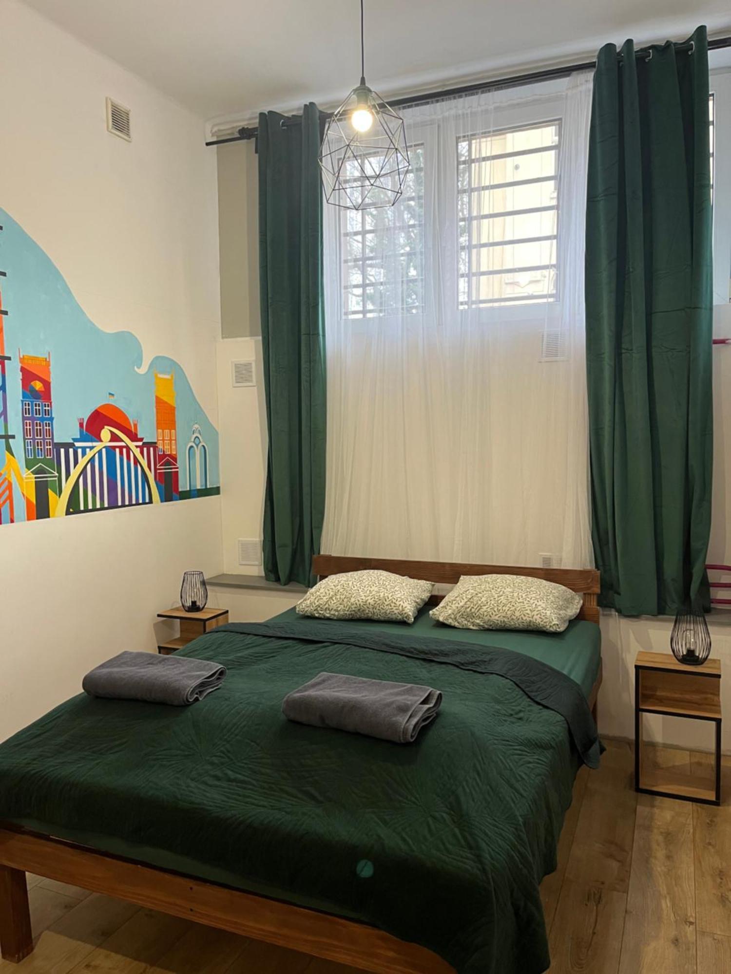Tomtom Hostel Краков Экстерьер фото